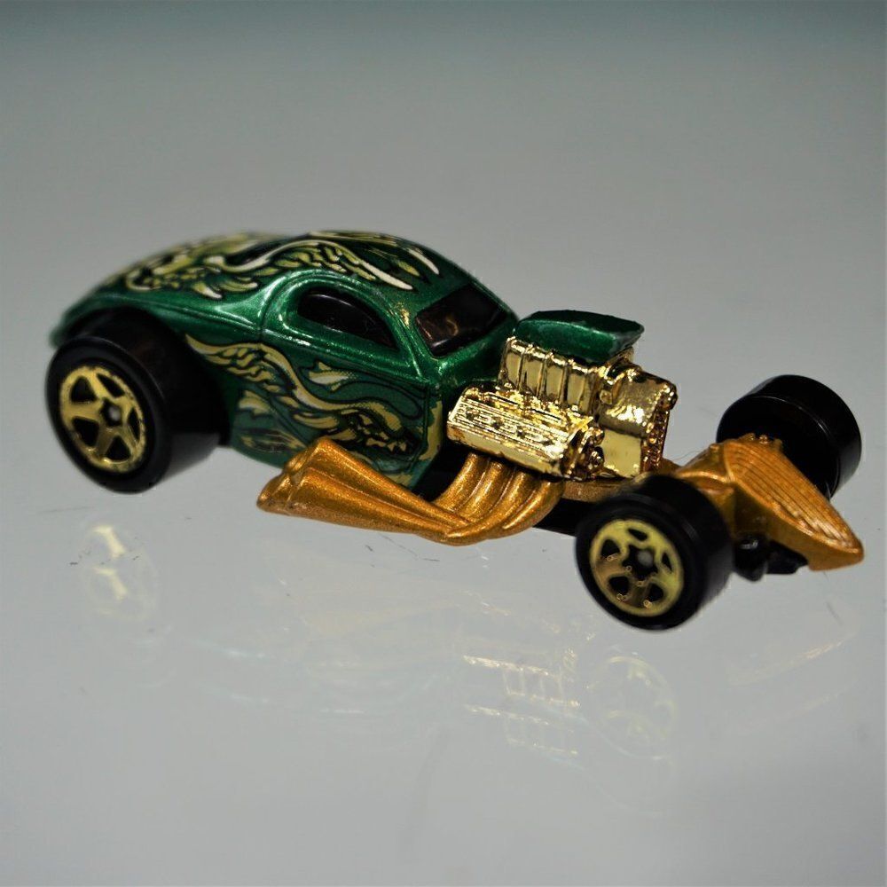 2002 Hot Wheels 1/4 Mile Coupe Dragster Diecast Toy Car